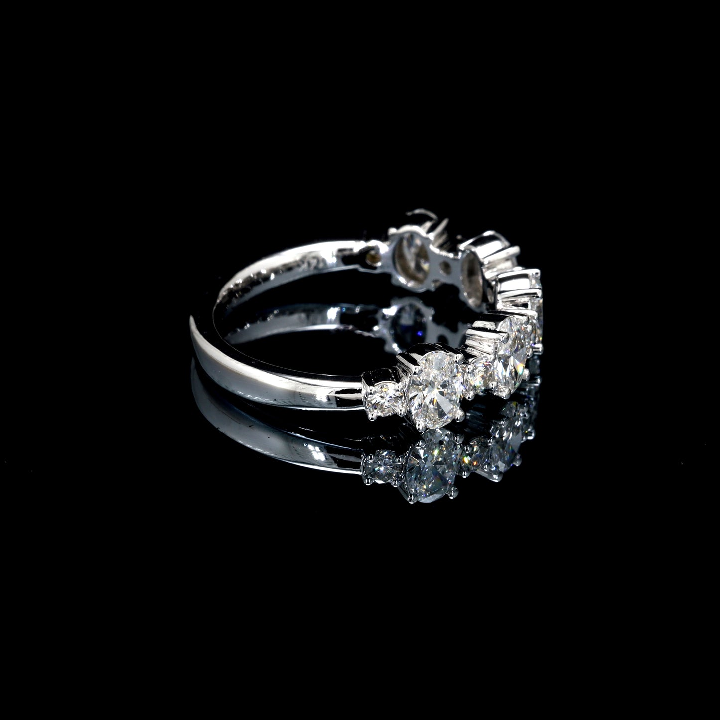 LR1323 - Image 4