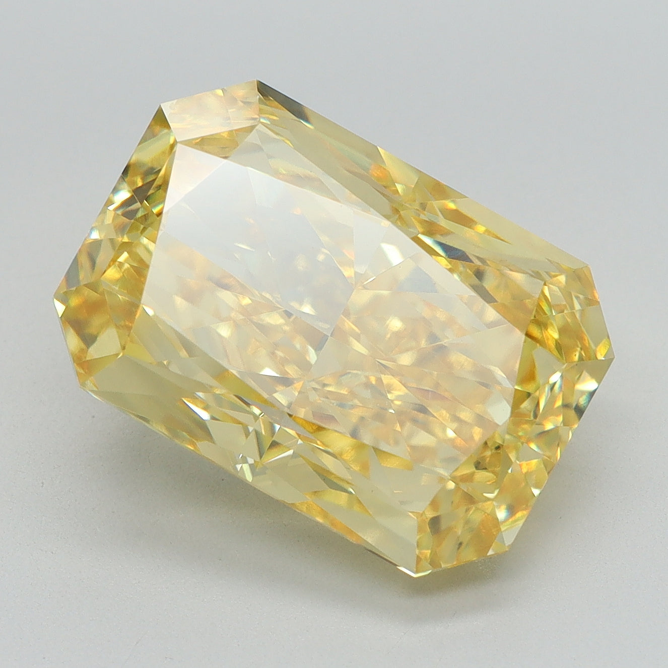 7.01 CT Radiant Diamond YELLOW VVS2
