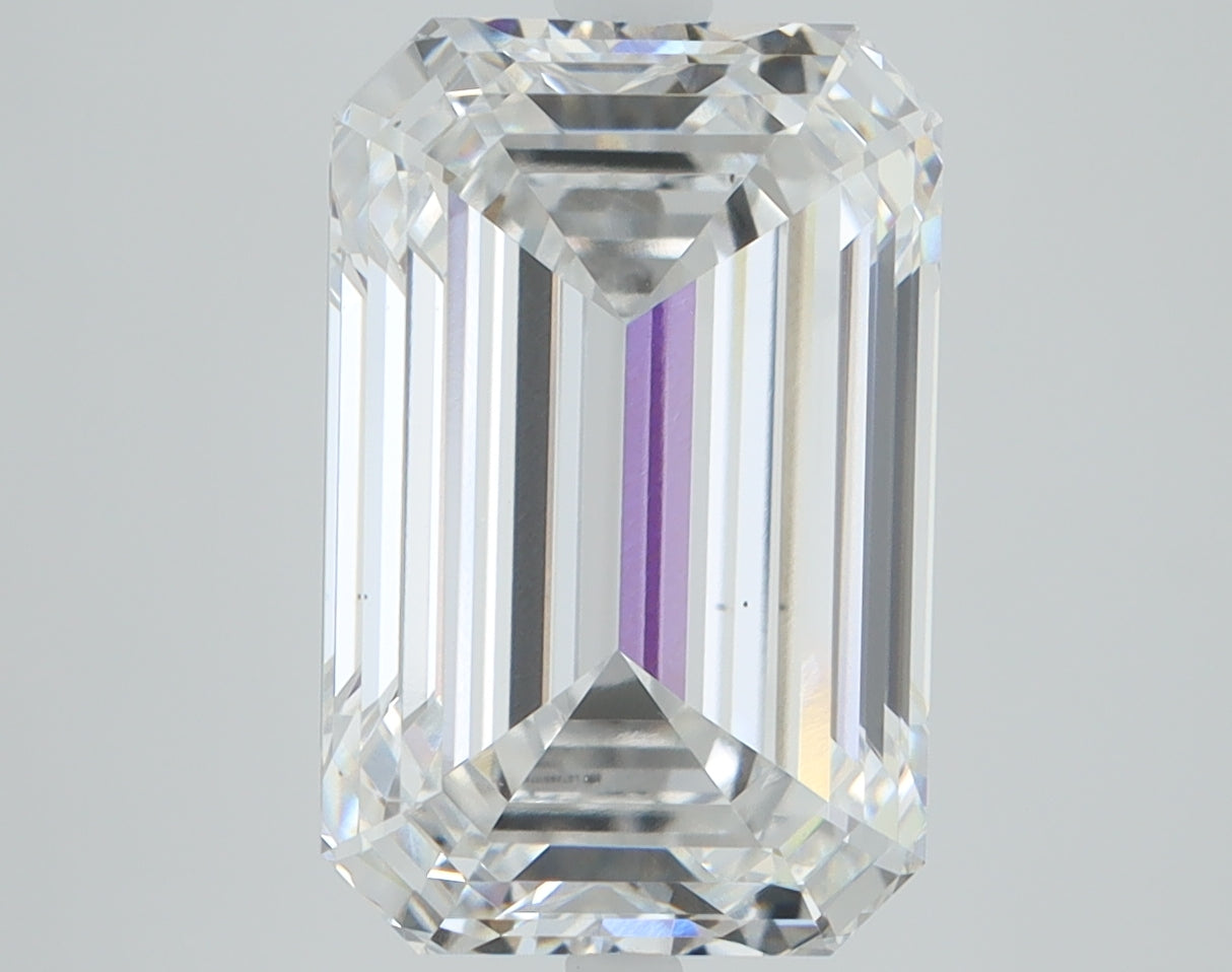 4.09 CT Emerald Diamond D VS1