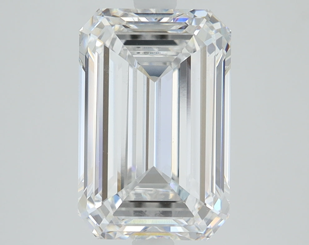 3 CT Emerald Diamond D VS1