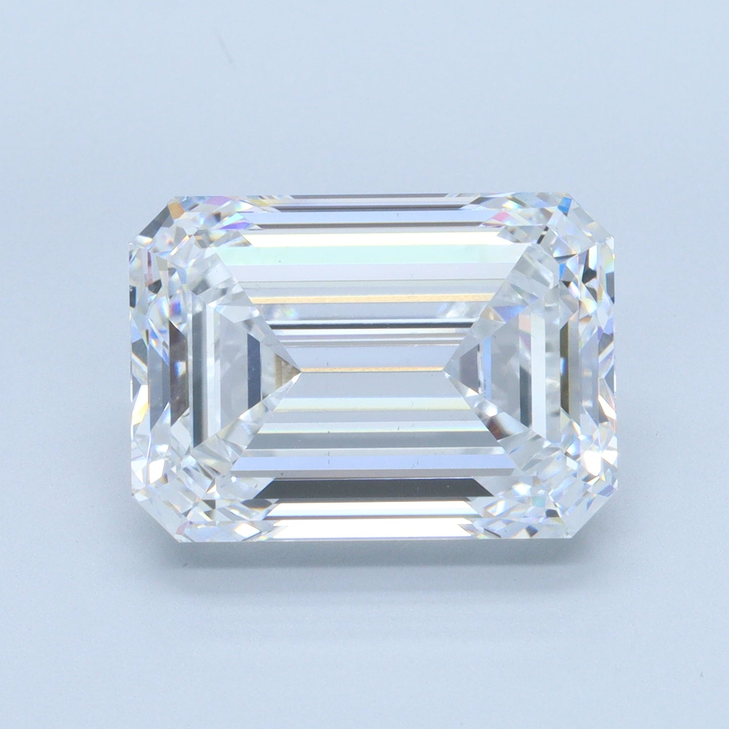 8.05 CT Emerald Diamond D VS1