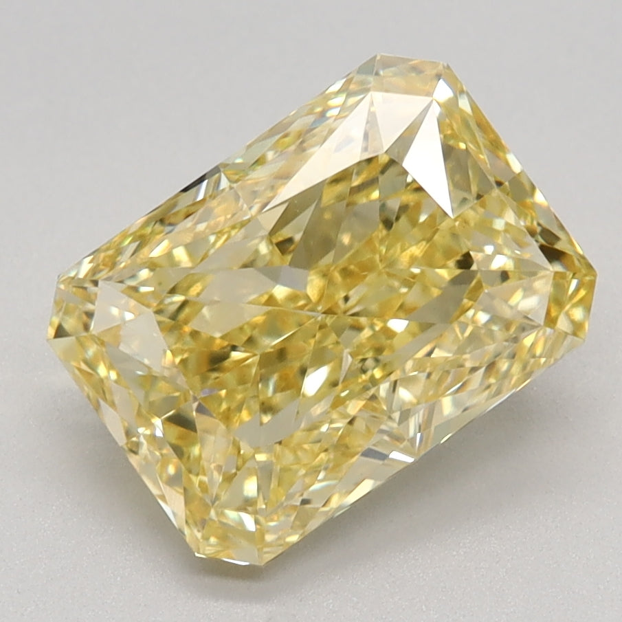 2.2 CT Radiant Diamond YELLOW VS1