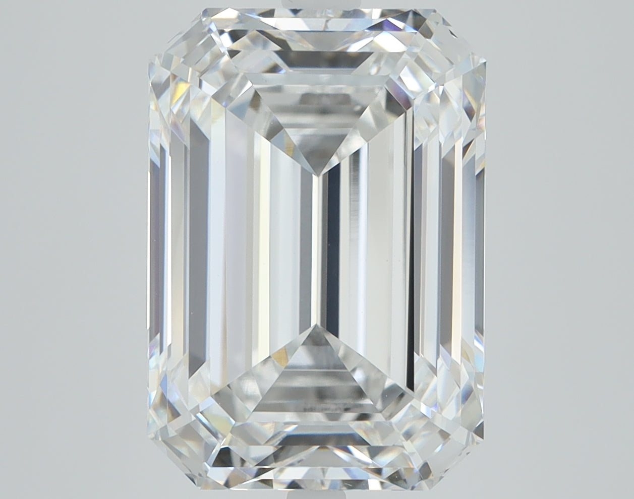 5.07 CT Emerald Diamond E VVS2