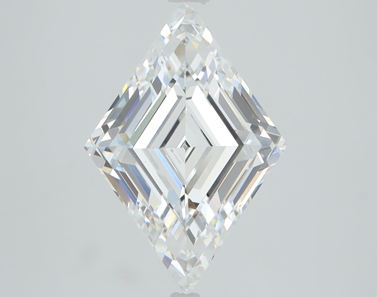 3.09 CT Lozenge Diamond D VS1