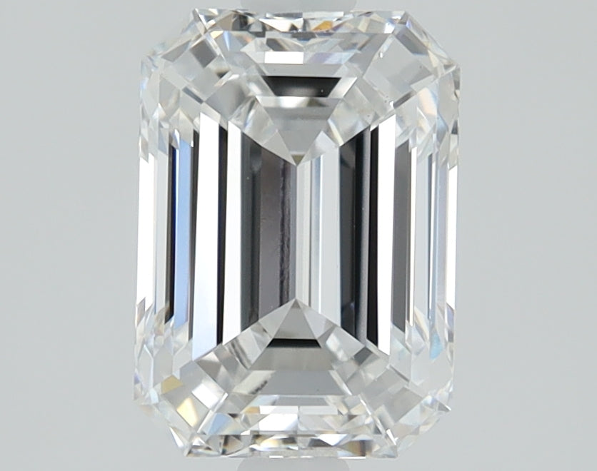 1.5 CT Emerald Diamond D VVS2