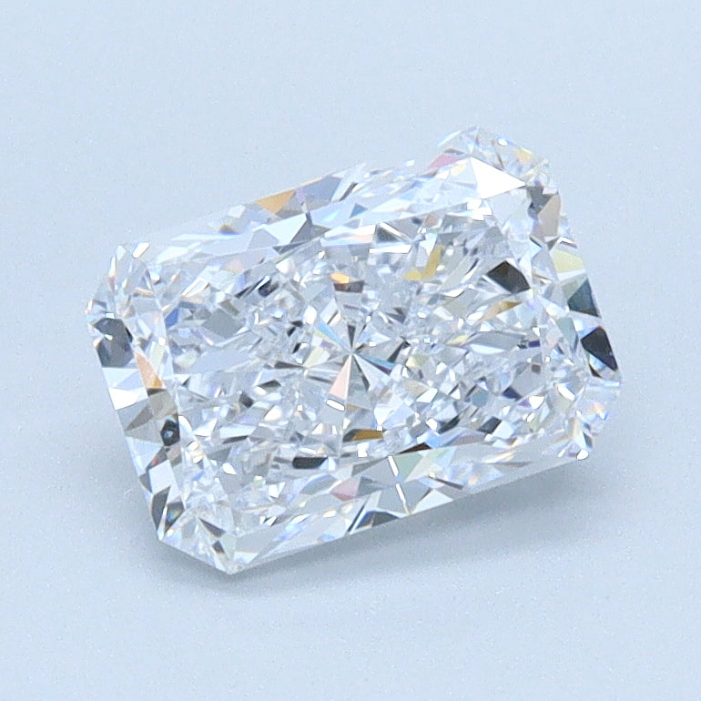 1.04 CT Radiant Diamond D VVS2