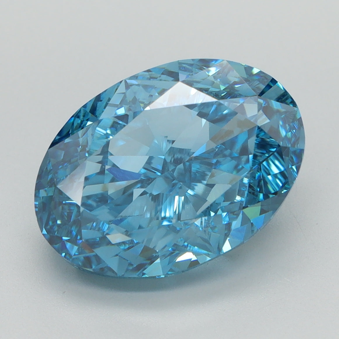 5.02 CT Oval Diamond BLUE VVS2