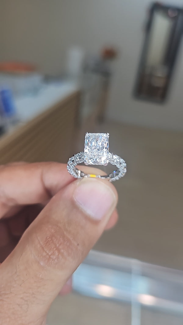 14k gold with 7 carat lab diamond Ring