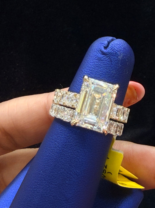 LAB Diamond Emerald with Radiant Set size 8.5 <Initial Payment>