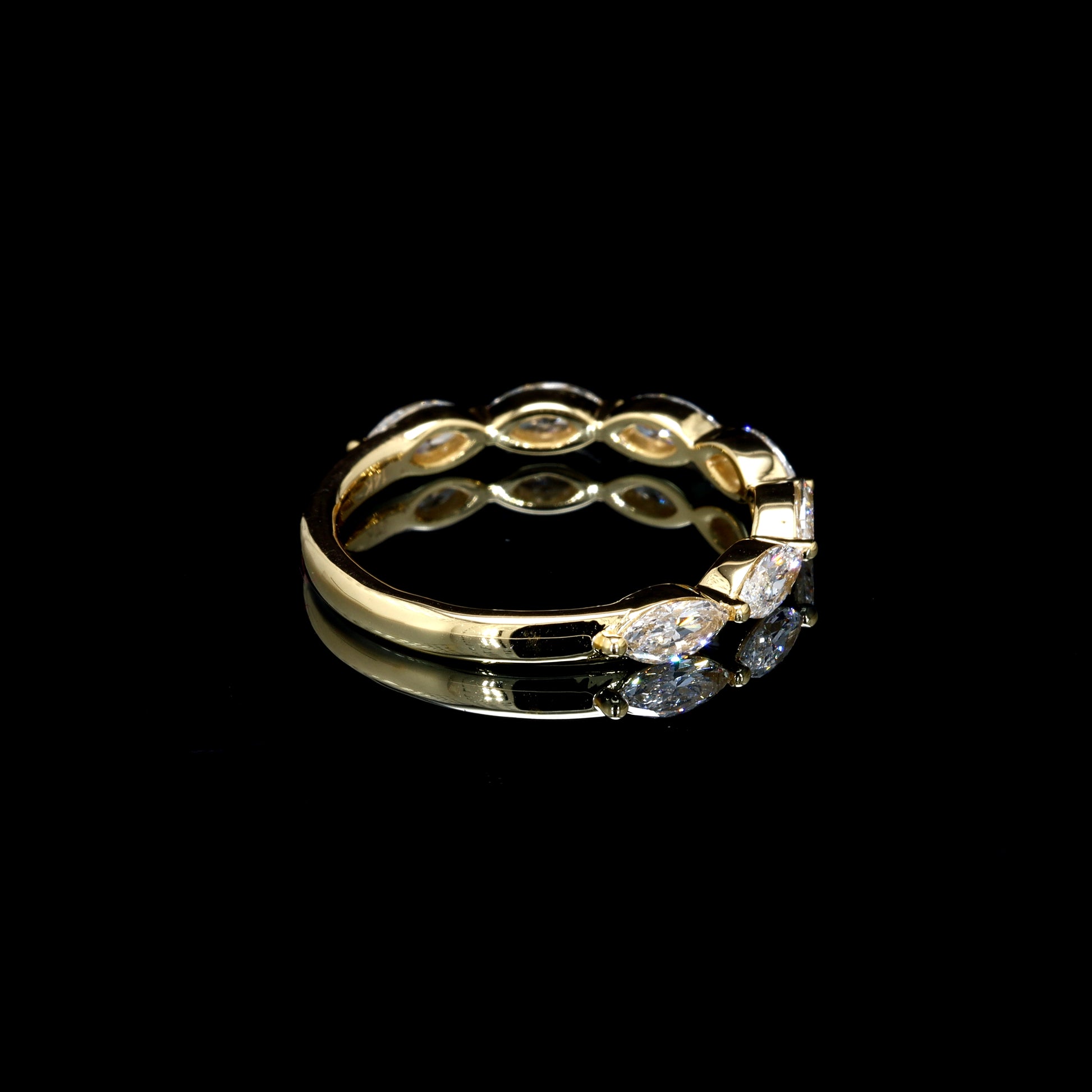 LR1087B - Image 3