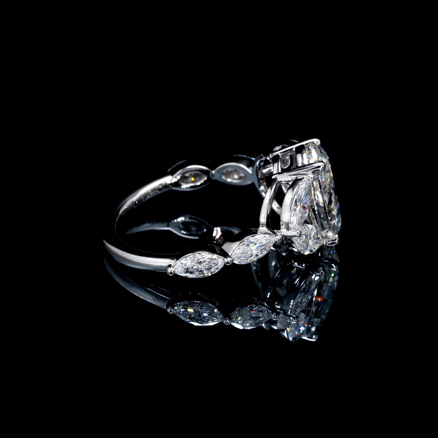 LR1698 - Image 4
