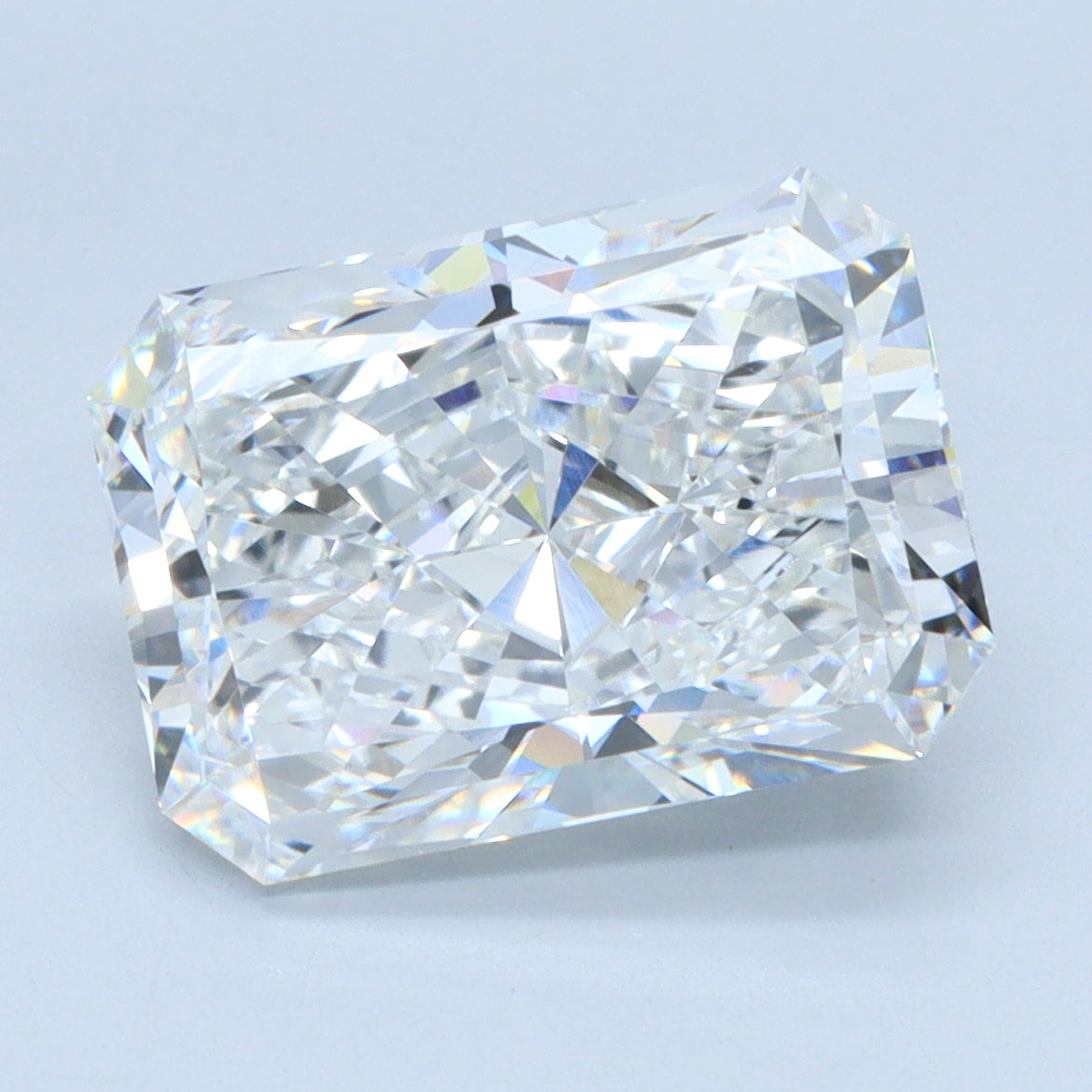 4.05 CT Radiant Diamond E VVS2