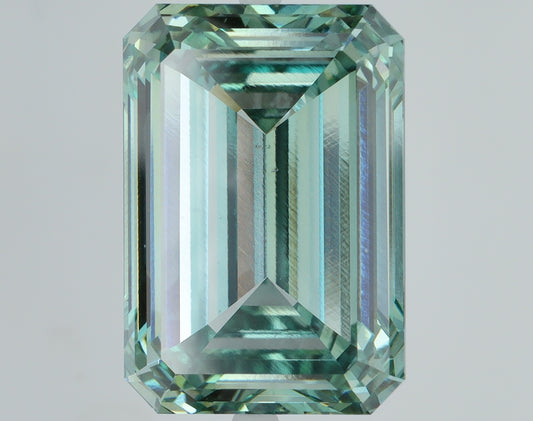 18.96 CT Emerald Diamond GREEN VS2