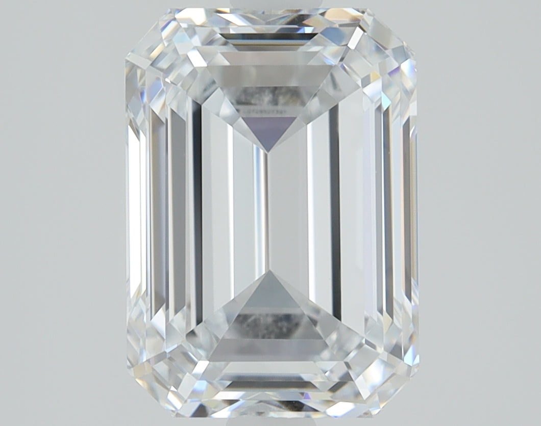 2.07 CT Emerald Diamond D VVS2