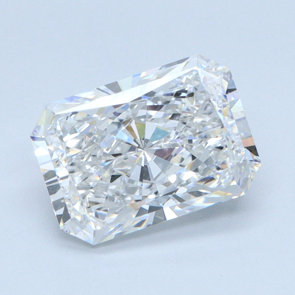 2.11 CT Radiant Diamond E VS1