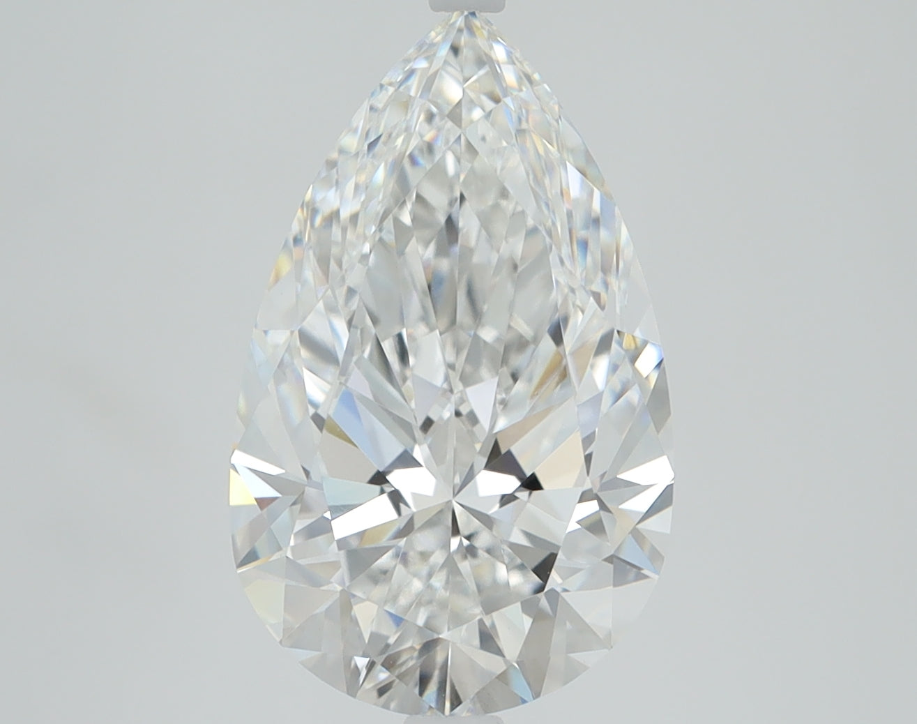 3.01 CT Pear Diamond D VVS2