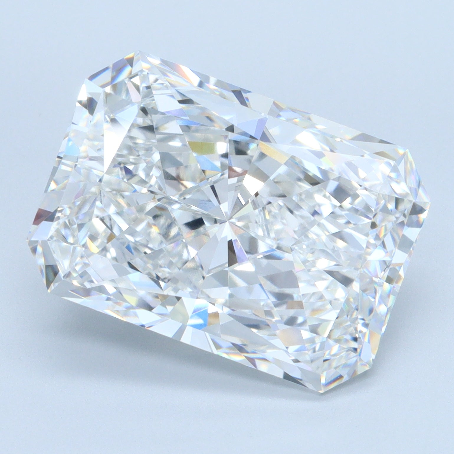 10.02 CT Radiant Diamond E VVS2