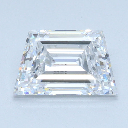 1.17 CT Trapezoid step Diamond D VS1